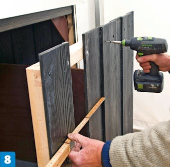 Bygga Cykelgarage: Vagnen för cyklarna byggs Bygga Cykelgarage: Vagnen för cyklarna byggs